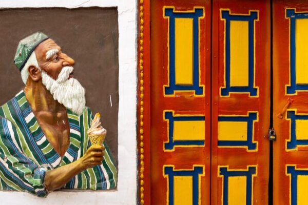 Vibrant Doors and Windows of Aksu: A Splash of Color in Xinjiang Streets Vibrant_Doors_and_Windows_of_Aksu__A_Splash_of_Color_in_Xinjiang_Streets