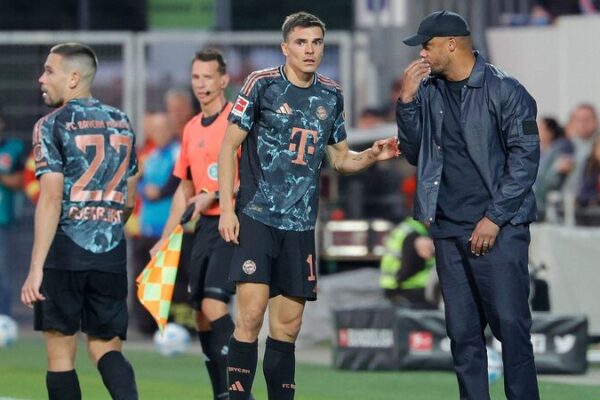 Vincent Kompany’s Bayern Debut in Champions League Against Dinamo Zagreb Vincent_Kompany_s_Bayern_Debut_in_Champions_League_Against_Dinamo_Zagreb