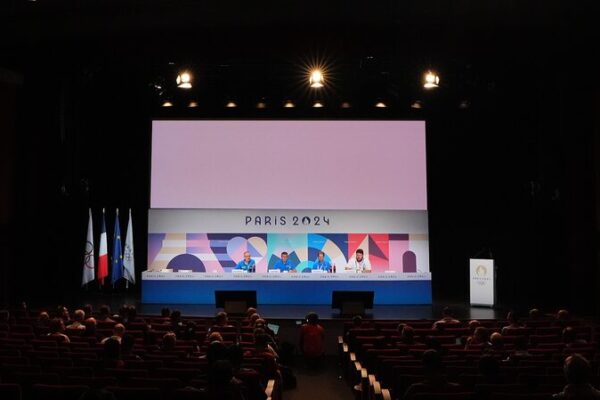 WADA’s Independent Report Clears China of Bias Allegations in Doping Cases 🏊♂️ WADA_s_Independent_Report_Clears_China_of_Bias_Allegations_in_Doping_Cases_____
