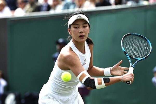 Wang Xinyu’s Epic Comeback Lands Her in Wimbledon’s Last 16! 🎾 Wang_Xinyu_s_Epic_Comeback_Lands_Her_in_Wimbledon_s_Last_16___