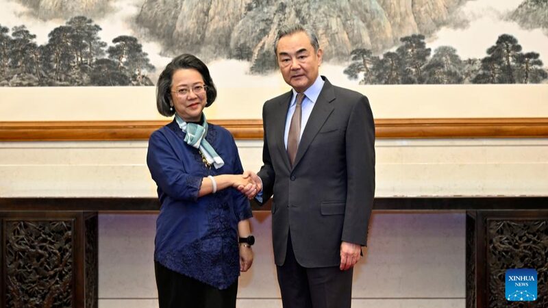 Wang_Yi_Calls_for_Development_and_Cooperation_in_the_Asia_Pacific__ - News for amigos, by amigos Wang_Yi_Calls_for_Development_and_Cooperation_in_the_Asia_Pacific__