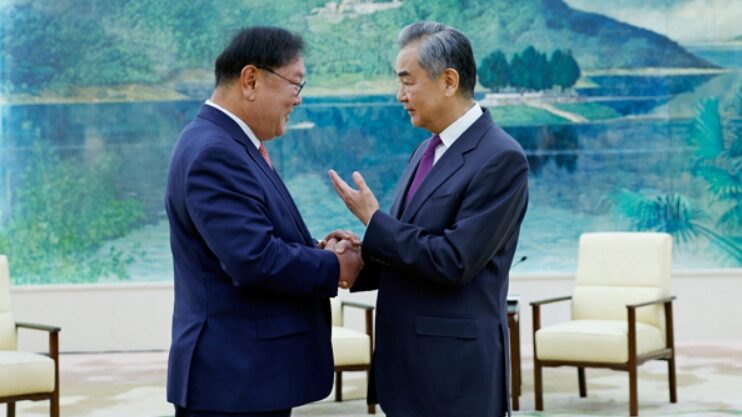 Wang_Yi_and_ROK_Leaders_Team_Up_for_a_Brighter_Future__ - News for amigos, by amigos Wang_Yi_and_ROK_Leaders_Team_Up_for_a_Brighter_Future__