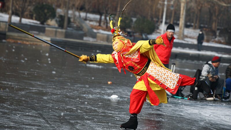 When_the_Monkey_King_Goes_Skiing__Tianjin_Locals_Bring_Legends_to_Life____ - News for amigos, by amigos When_the_Monkey_King_Goes_Skiing__Tianjin_Locals_Bring_Legends_to_Life____