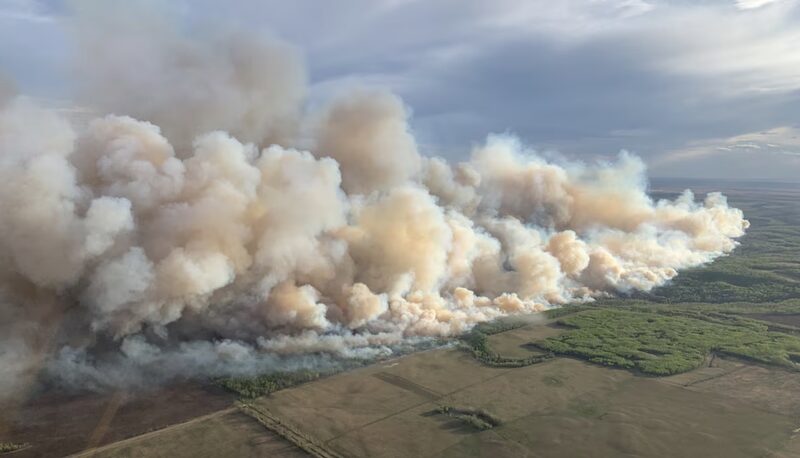 Wildfires_Blaze_Through_Western_Canada__Forcing_Evacuations_and_Air_Quality_Warnings___ - News for amigos, by amigos Wildfires_Blaze_Through_Western_Canada__Forcing_Evacuations_and_Air_Quality_Warnings___