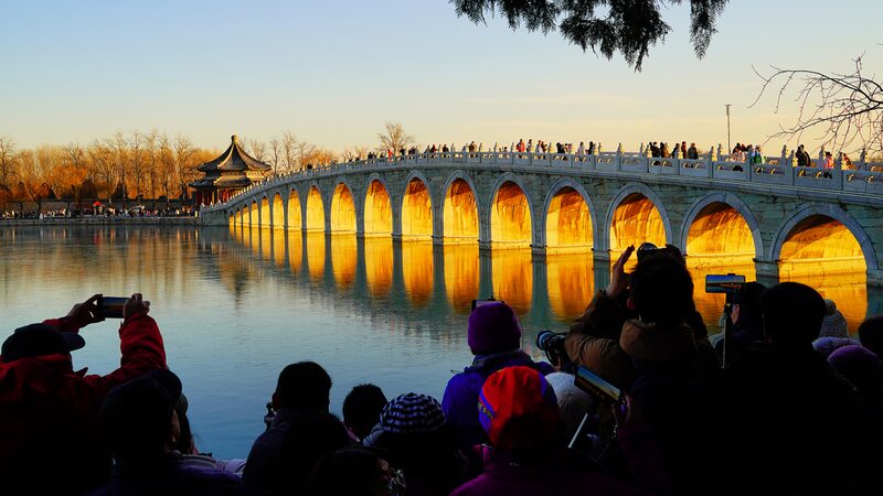 Winter_Magic_at_Beijing_s_Kunming_Lake__Where_Ice_Meets_Sunset - News for amigos, by amigos Winter_Magic_at_Beijing_s_Kunming_Lake__Where_Ice_Meets_Sunset