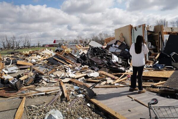 Winter’s Record Warmth Sparks Deadly Midwest Tornadoes 🌪️ Winter_s_Record_Warmth_Sparks_Deadly_Midwest_Tornadoes___