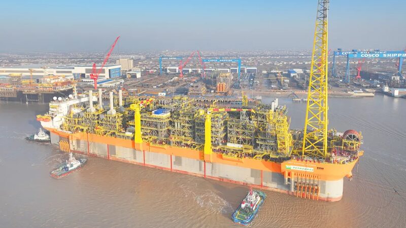 World_s_Largest__Floating_Refinery__Sets_Sail_from_East_China__ - News for amigos, by amigos World_s_Largest__Floating_Refinery__Sets_Sail_from_East_China__