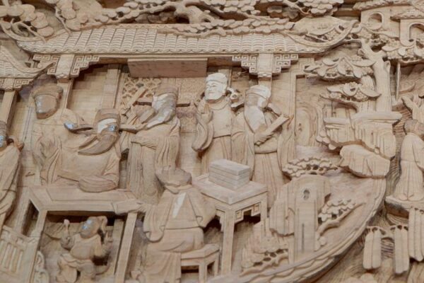 Wuyuan Wood Carving: A Timeless Art Enhancing Architecture 🎋 Wuyuan_Wood_Carving__A_Timeless_Art_Enhancing_Architecture__