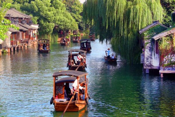 Wuzhen’s Theater Festival Lights Up Autumn with Global Drama 🎭🍁 Wuzhen_s_Theater_Festival_Lights_Up_Autumn_with_Global_Drama___