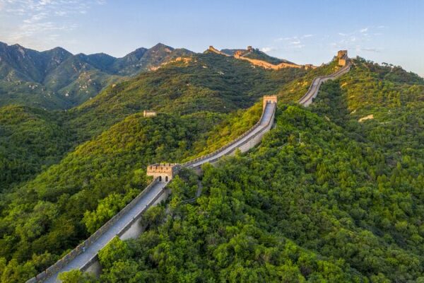 🌟 Xi Jinping Calls on Youth to Protect the Great Wall’s Legacy 🏯 __Xi_Jinping_Calls_on_Youth_to_Protect_the_Great_Wall_s_Legacy__