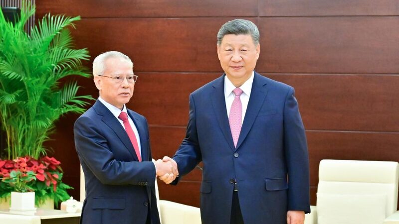 Xi_Jinping_Cheers_on_Macao_s_New_Leader_Sam_Hou_Fai__ - News for amigos, by amigos Xi_Jinping_Cheers_on_Macao_s_New_Leader_Sam_Hou_Fai__