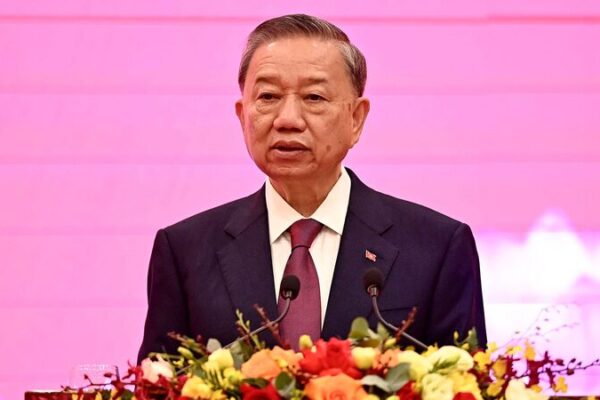 🌟 Xi Jinping Cheers on To Lam’s Rise as Vietnam’s New Party Chief __Xi_Jinping_Cheers_on_To_Lam_s_Rise_as_Vietnam_s_New_Party_Chief