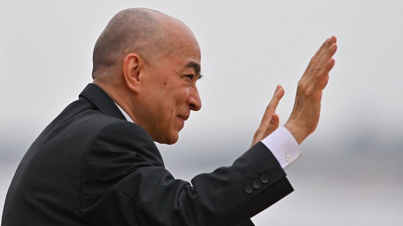 Xi_Jinping_Congratulates_Cambodian_King_on_20_Years_of_Reign__ - News for amigos, by amigos Xi_Jinping_Congratulates_Cambodian_King_on_20_Years_of_Reign__