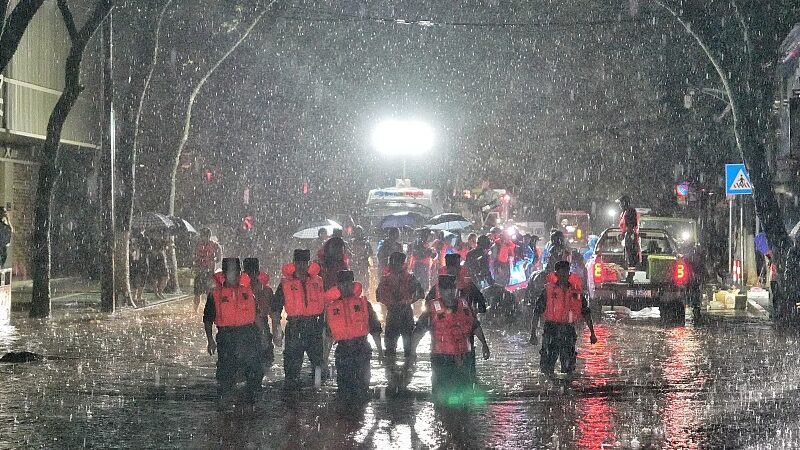 Xi_Jinping_Urges_Action_as_China_Braces_for_Major_Floods__ - News for amigos, by amigos Xi_Jinping_Urges_Action_as_China_Braces_for_Major_Floods__