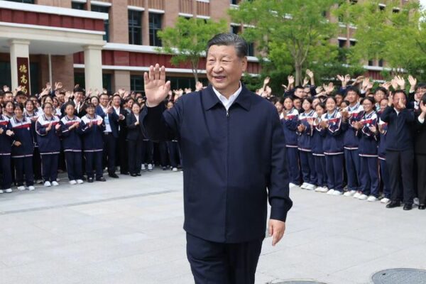 Xi Jinping Visits Qinghai Province: A Journey of Unity and Culture Xi_Jinping_Visits_Qinghai_Province__A_Journey_of_Unity_and_Culture