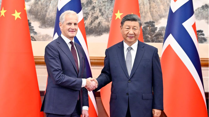 Xi_Jinping_and_Norway_s_PM_Store_Strengthen_Friendship_in_Beijing__ - News for amigos, by amigos Xi_Jinping_and_Norway_s_PM_Store_Strengthen_Friendship_in_Beijing__