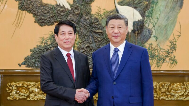 Xi_Jinping_and_Vietnamese_Official_Join_Forces_for_Stronger_Ties_______ - News for amigos, by amigos Xi_Jinping_and_Vietnamese_Official_Join_Forces_for_Stronger_Ties_______