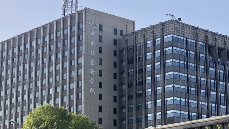 Xi_Jinping_s_Ideas_Now_at_Your_Fingertips__New_English_Database_Launches___