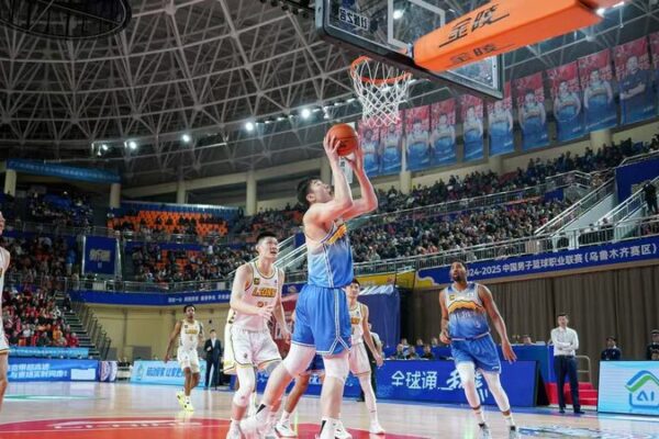 Xinjiang Flying Tigers Pull Off Epic Comeback to Defeat Zhejiang Lions in Overtime Thriller 🏀🔥 Xinjiang_Flying_Tigers_Pull_Off_Epic_Comeback_to_Defeat_Zhejiang_Lions_in_Overtime_Thriller___