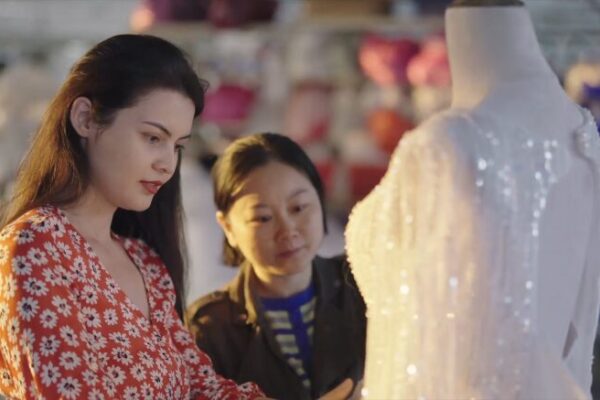 ✨ Xinjiang’s Dream Weaver: Dilhumar Sawdanuf Makes Bridal Dreams Come True __Xinjiang_s_Dream_Weaver__Dilhumar_Sawdanuf_Makes_Bridal_Dreams_Come_True video poster