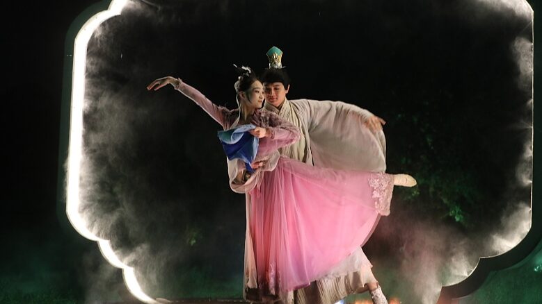 Xixi_Tonight_Returns__Hangzhou_s_Live_Action_Show_Dazzles_with_Song_Dynasty_Vibes___ - News for amigos, by amigos Xixi_Tonight_Returns__Hangzhou_s_Live_Action_Show_Dazzles_with_Song_Dynasty_Vibes___