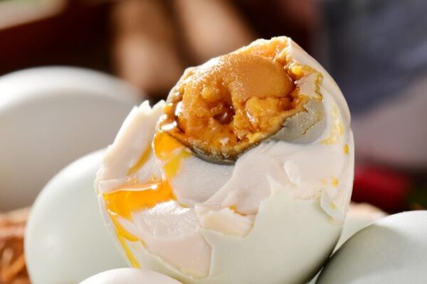 Yanfeng’s Salted Duck Eggs: The Coastal Snack Taking China by Storm 🥚🌊 Yanfeng_s_Salted_Duck_Eggs__The_Coastal_Snack_Taking_China_by_Storm___