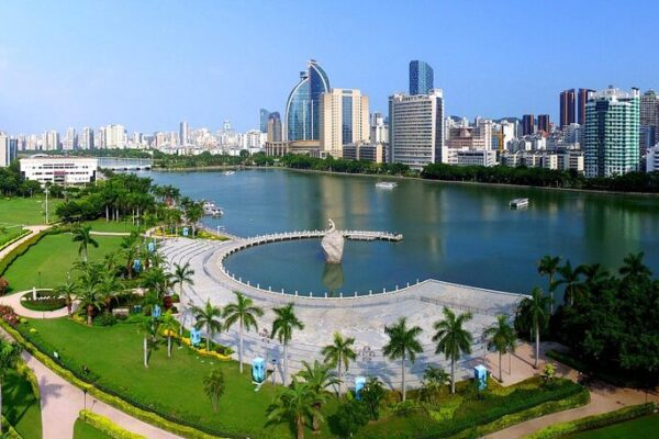 Yundang Lake’s Amazing Comeback: From Pollution to Paradise 🌿🌊 Yundang_Lake_s_Amazing_Comeback__From_Pollution_to_Paradise___