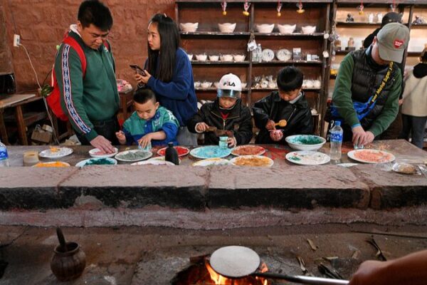 Yunnan’s Winter Study Camps: The Coolest Spring Festival Adventure! Yunnan_s_Winter_Study_Camps__The_Coolest_Spring_Festival_Adventure_