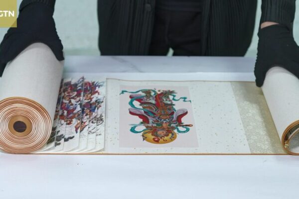Zhang Xiaodong Revives Ancient Dragon Scale Bookbinding Craft 🐉📚 Zhang_Xiaodong_Revives_Ancient_Dragon_Scale_Bookbinding_Craft___ video poster