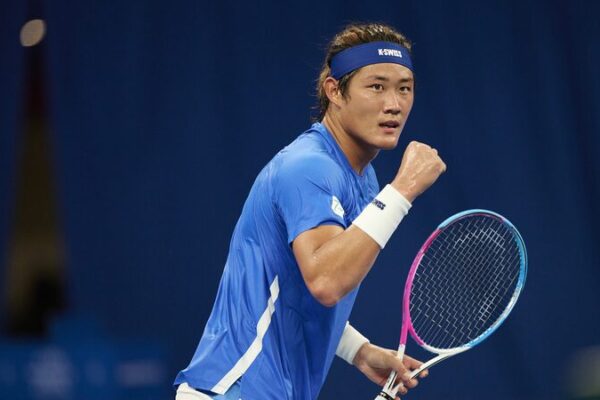 Zhang_Zhizhen_Shines_at_Hangzhou_Open__Beats_Yevseyev_in_Thrilling_Comeback__
