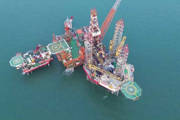 CNOOC Kicks Off Production at Massive Bozhong 26-6 Oilfield 🚀 CNOOC_Kicks_Off_Production_at_Massive_Bozhong_26_6_Oilfield__