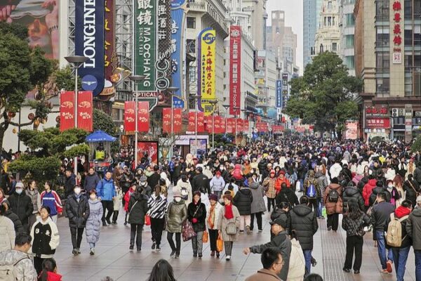 China Launches New Plans to Boost Spending & Attract Global Investors 🚀 China_Launches_New_Plans_to_Boost_Spending___Attract_Global_Investors__