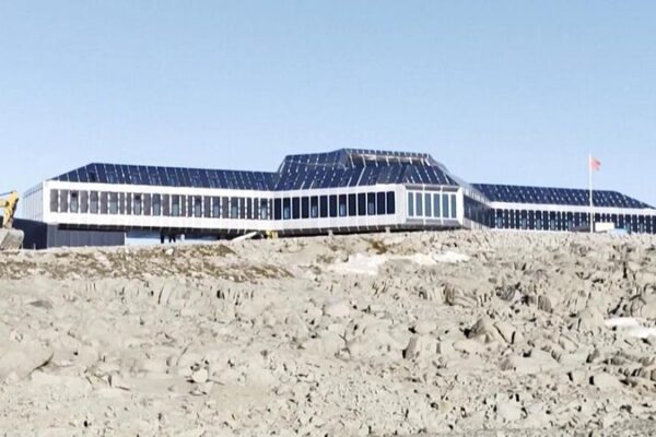 China Unveils First Large-Scale Green Energy System in Antarctica China_Unveils_First_Large_Scale_Green_Energy_System_in_Antarctica