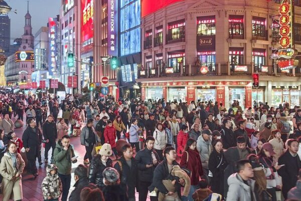 China’s Consumer Market Set for Steady Growth in Q1 🌟 China_s_Consumer_Market_Set_for_Steady_Growth_in_Q1__
