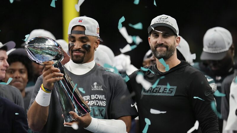 Eagles Crush Chiefs 40-22, Snag Super Bowl Victory 🦅🏆 Eagles_Crush_Chiefs_40_22__Snag_Super_Bowl_Victory___
