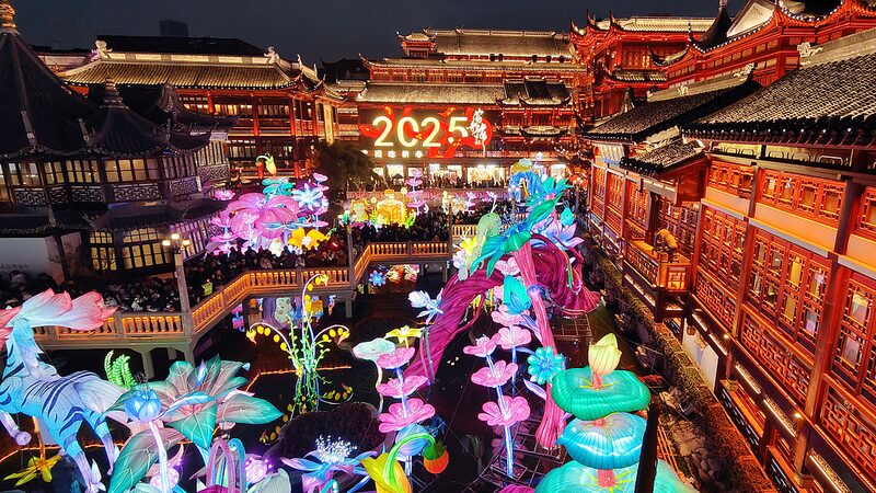 Extended_Spring_Festival_Sparks_Economic_Boom_in_the_Chinese_Mainland - News for amigos, by amigos __Extended_Spring_Festival_Sparks_Economic_Boom_in_the_Chinese_Mainland