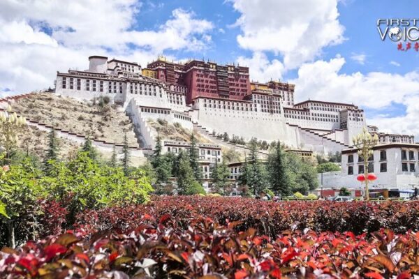 From Feudalism to Freedom: The PLA’s Role in Transforming Xizang 🌟 From_Feudalism_to_Freedom__The_PLA_s_Role_in_Transforming_Xizang__