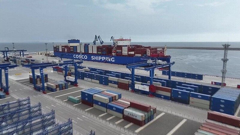 From_Shrimp_to_Smartphones__China_s_Trade_Boom_with_Latin_America__ - News for amigos, by amigos From_Shrimp_to_Smartphones__China_s_Trade_Boom_with_Latin_America__