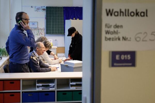 Germany’s Snap Election: CDU/CSU Leads in Tight Race Germany_s_Snap_Election__CDU_CSU_Leads_in_Tight_Race