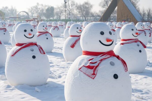 Harbin’s Massive Snowman Tribe Brings Festive Cheer for the Year of the Snake! Harbin_s_Massive_Snowman_Tribe_Brings_Festive_Cheer_for_the_Year_of_the_Snake_