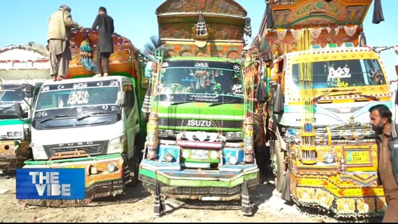 Pakistan_s_Vibrant_Truck_Art_Steals_Global_Hearts___ video poster