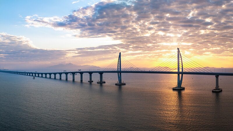 Record_Breaking_Crowds_Cross_Hong_Kong_Zhuhai_Macao_Bridge_During_Spring_Festival__ - News for amigos, by amigos Record_Breaking_Crowds_Cross_Hong_Kong_Zhuhai_Macao_Bridge_During_Spring_Festival__