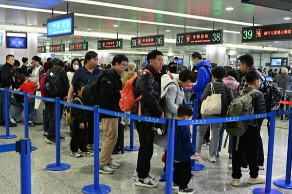 Record Cross-Border Trips in China During 2025 Spring Festival 🎉🚗 Record_Cross_Border_Trips_in_China_During_2025_Spring_Festival___