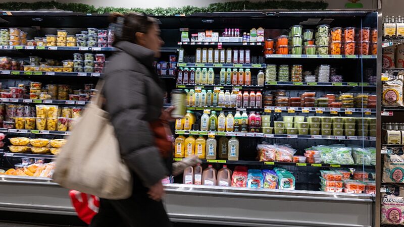 Trump’s Tariffs: Higher Prices Ahead for American Shoppers 🛒💸 Trump_s_Tariffs__Higher_Prices_Ahead_for_American_Shoppers___ video poster