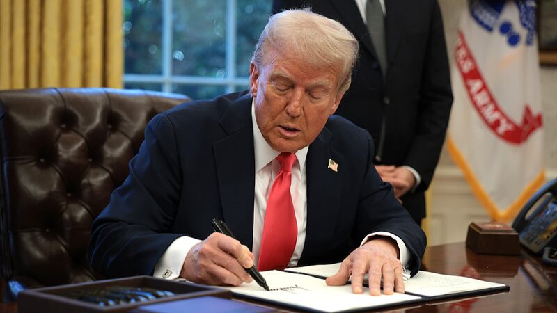 US_Implements_Massive_25__Tariffs_Disrupting_North_American_Supply_Chain__ - News for amigos, by amigos US_Implements_Massive_25__Tariffs_Disrupting_North_American_Supply_Chain__