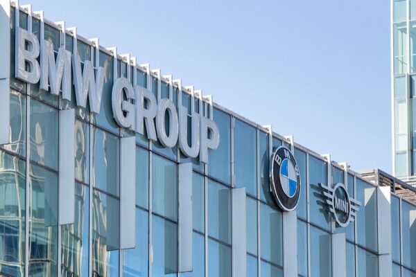 BMW Teams Up with Huawei for 2026 HiCar Integration BMW_Teams_Up_with_Huawei_for_2026_HiCar_Integration