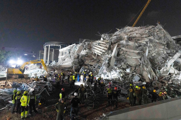 Bangkok_Earthquake__10_Dead__100__Missing_as_Rescue_Efforts_Continue