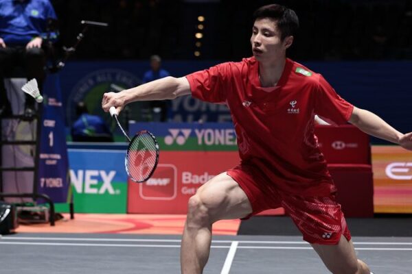 China’s Shi & Li Clash in All England Semifinals China_s_Shi___Li_Clash_in_All_England_Semifinals