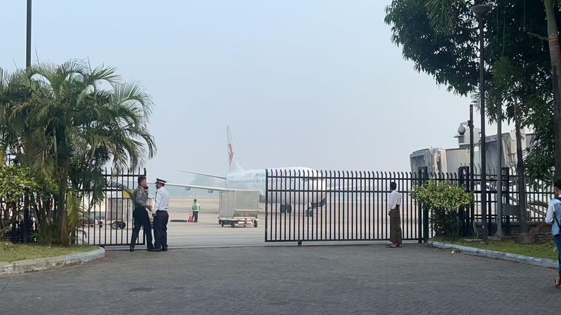 Chinese Rescue Team Arrives in Yangon for Quake Relief Chinese_Rescue_Team_Arrives_in_Yangon_for_Quake_Relief