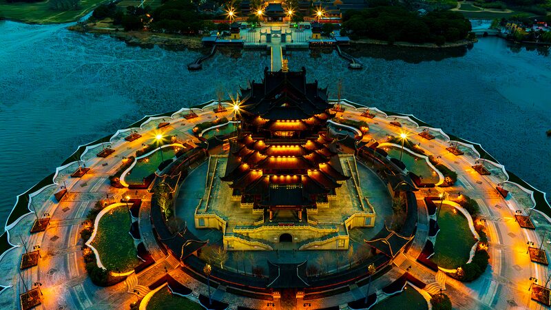 Chongyuan_Temple__A_Nighttime_Marvel_in_Suzhou - News for amigos, by amigos Chongyuan_Temple__A_Nighttime_Marvel_in_Suzhou